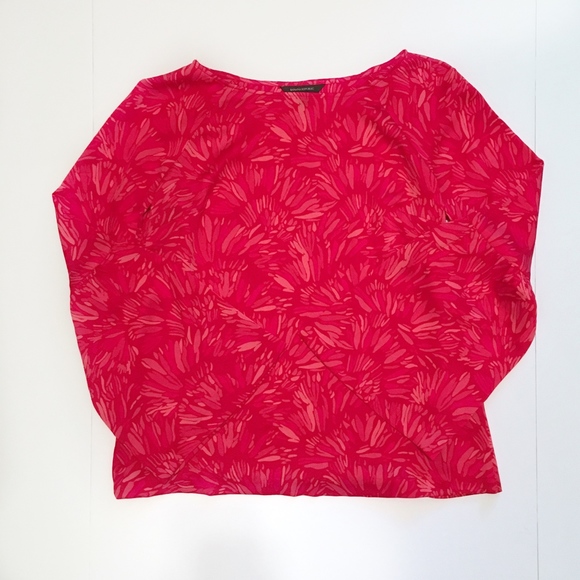 4/$20 Banana Republic Floral Bell Sleeve Top Sz S - Picture 3 of 7